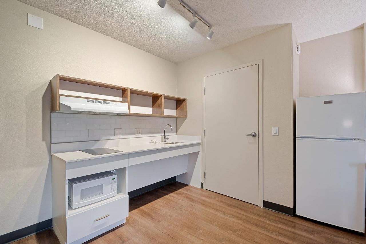 Extended Stay America Suites - Miami - Airport - Blue Lagoon Miami Springs Zewnętrze zdjęcie